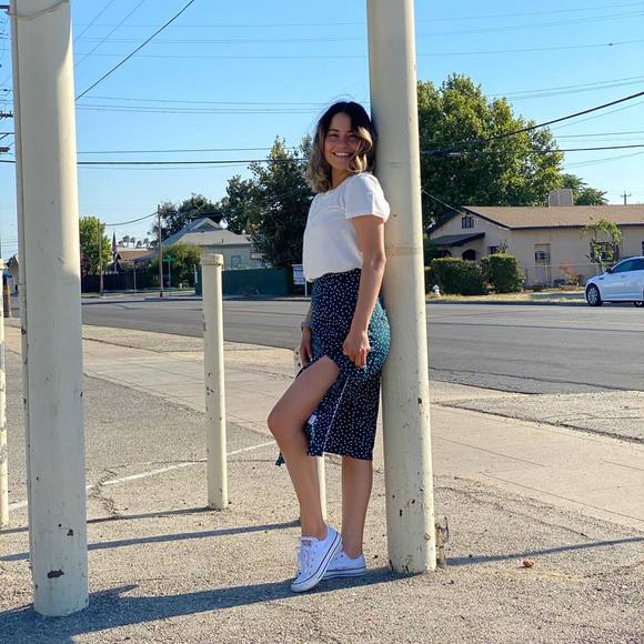 Meet your Posher, Alejandra - Picture 1 of 1